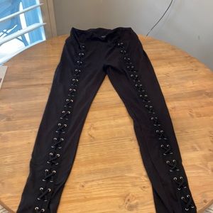 Leggings with ties